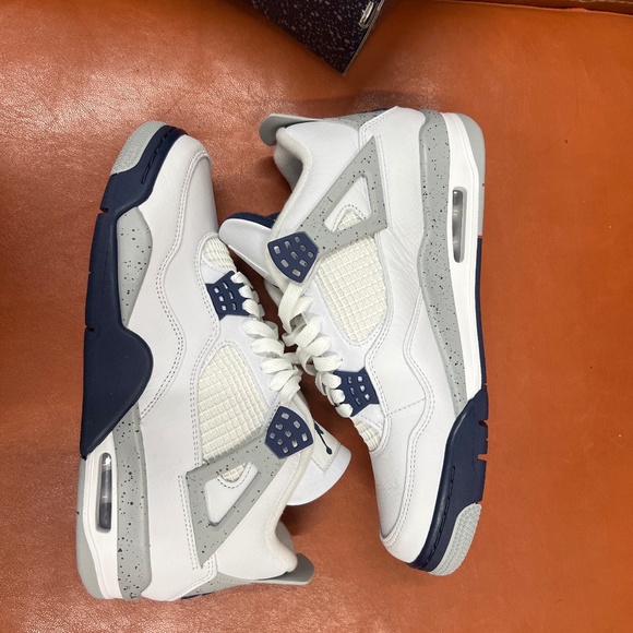 Air Jordan 4 Retro white/midnight navy